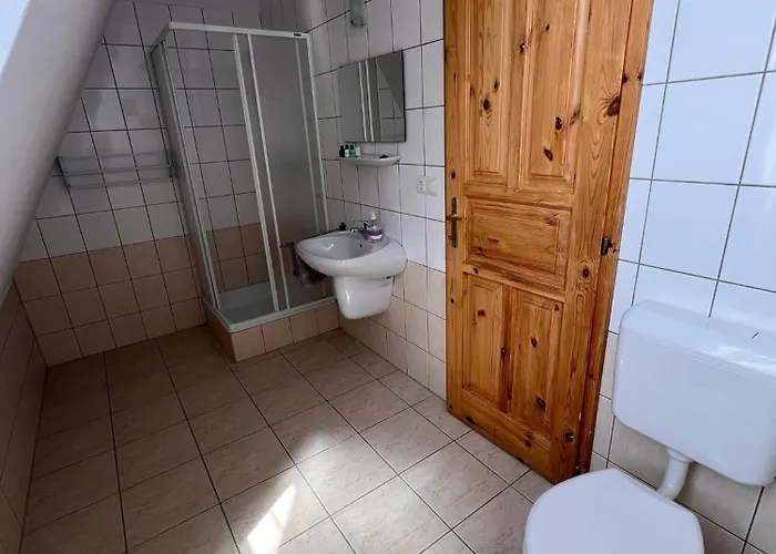 Nyugati Varo Szallashely Séjour chez l'habitant Pacsa